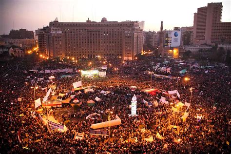 De Arabische Lente; Een Periode van Onverwachte Hoop en Bitter Teleurstelling in Egypte